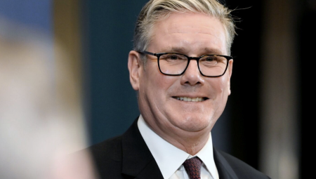 بريطانيا تستضيف قمة دولية لإعمار غزة بمشاركة قادة من 20 دولة