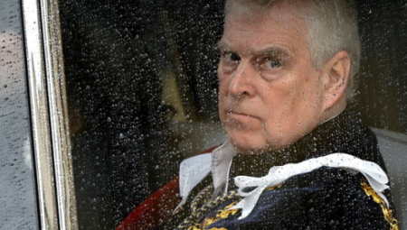 ضغوط برلمانية متزايدة لتجريد الأمير أندرو من ألقابه بعد تسريبات جديدة