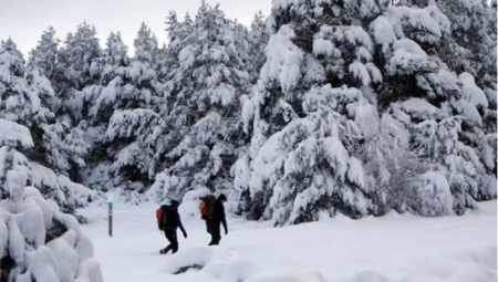 ثلوج وصقيع يضربان بريطانيا في أبرد عطلة نهاية أسبوع هذا الموسم