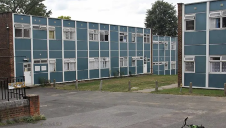 إنجلترا تلزم مالكي السكن الاجتماعي بإصلاح حالات الطوارئ خلال 24 ساعة