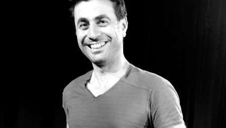 المسرحية الفلسطينية عندي إسمان  على مسرح Cockpit في لندن