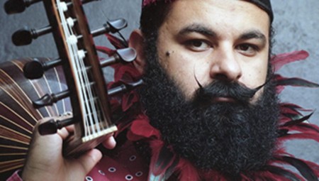 جوزيف تواضروس ... دندنات العود تعود إلى لندن!